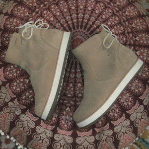 Merrell Juno Bluff Polar Tan Suede Active Ankle Boots J001550 women size 10